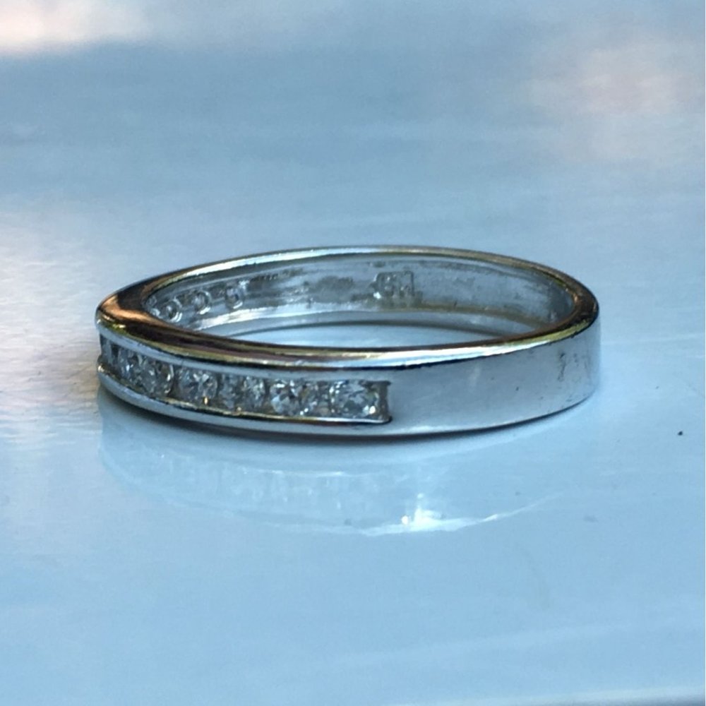 Sterling Silver Ring With Row of Cubic Zirconia Accents, Size 9 1/4 - Picture 6 of 9